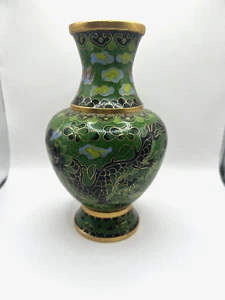 Vintage Chinese Cloisonné Enamel Emerald Green Vase: Dragon & Flowers, 6" Tall - Picture 1 of 7