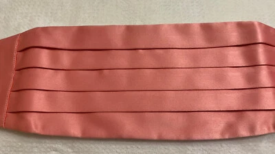 CARDI CUMMERBUND Y PAJARITA - COLOR ARRECIFE CORAL - SEMINUEVA Foto 1 de 4