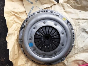 Kit frizione Valeo + volano per CHRYSLER VOYAGER / III #ku - Foto 1 di 3