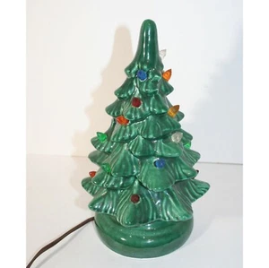 Árbol navideño de cerámica verde de 10,5" de Navidad - Imagen 1 de 4