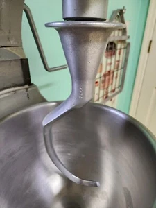 Hobart A2012E 12 Qt. Reducer Aluminum "E" Dough Hook for A200 Mixer - RARE - EUC - Picture 1 of 6