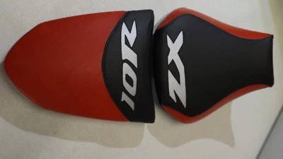 川崎 ZX10R 2006/2007 前后黑色/红色 NINJA ZX10 定制座椅套 — 第 1/4 张图片