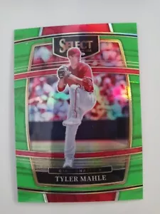 2022 Panini Select Tyler Mahle #81 Neon Green Prizm #37/99 Cincinnati Reds - Picture 1 of 3