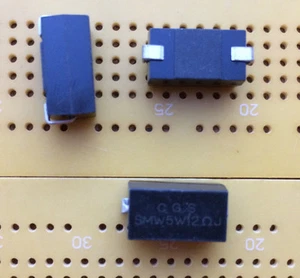12 Ω 5 W 5 % Oberflächenmontage Drahtwiderstand TE SMW Serie mehrere Stück - Bild 1 von 1