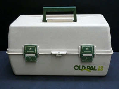 Caja de aparejos de tres bandejas Woodstream Old Pal 1080 vintage con señuelos Foto 1 de 4