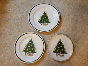 3 piece Vintage Stangl Brand Decorated Christmas Tree Plates - various sizes - Picture 1 of 11