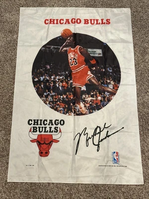 NBA Chicago Bulls 1988 Michael Jordan #23 Tapiz Bandera RARO 44" X 29" Foto 1 de 4