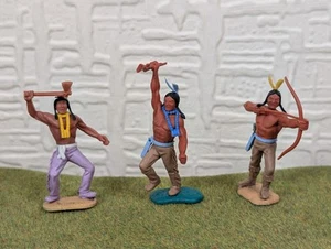 Timpo Wild West Red Indian Figures x 3 - Picture 1 of 7