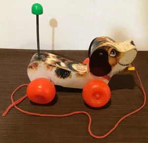 1965 FISHER PRICE LITTLE SNOOPY DOG - PULLALONG DOG ON WHEELS - 19CM LENGTH. - Picture 1 of 6