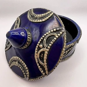 Vintage Antique Art Pottery Hand Etched Silver Cobalt Glaze Vanity Trinket Box - Picture 1 of 8