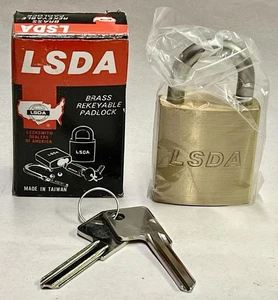 Nuevo en Caja 3" LSDA Latón OB 100 Candado Teclable RK-134 con 2 Llaves Nuevo en Caja Nuevo en Caja Nuevo de Lote Antiguo - Imagen 1 de 8