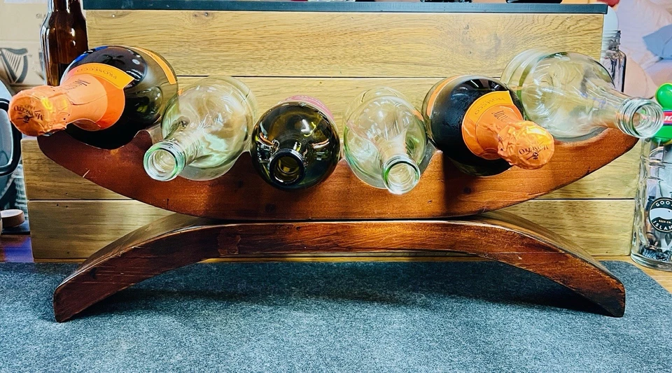 Estante de vino de madera único hecho a mano para 6 botellas raro  Foto 1 de 4