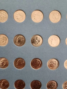 73 monete -2009 D Roosevelt Dimes in nuova cartella Whitman FDC = brillante non circolata - Foto 1 di 7