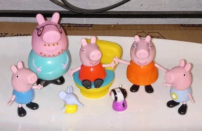 Peppa Pig Family And Friends Mixed Lot of 8 Figures  - Image 1 of 4
