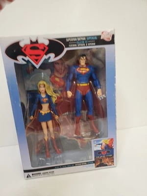 SUPERMAN/BATMAN: SUPERGIRL (MICHAEL TURNER) COLLECTOR SET DC DIRECT UNOPENED Foto 1 de 3