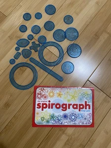 Spirograph Set Deluxe, Design for kids - Picture 1 of 6