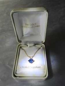 NOS BEAUTIFUL ORIGINAL VINTAGE GOLD FILLED CREATED SAPPHIRE PENDANT NECKLACE - Picture 1 of 20