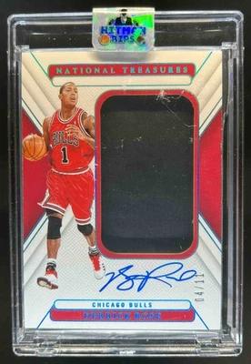 Parche automático con logotipo de la NBA Derrick Rose Silver 2024-25 National Treasures #4/11 Bulls Foto 1 de 2