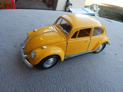 Road Tough 1/18? VW Beetle 1967 Volkswagen Beetle Estate Find Foto 1 de 4