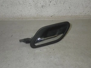 Türöffner innen links, passt vorn und hinten 8226049 BMW 5 (E39) 523I - Bild 1 von 1