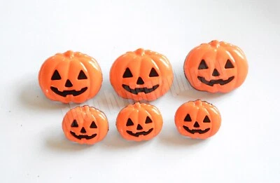 6 Jack O' Lantern Pumpkin Halloween Shank Back Novelty Craft Buttons / 2 Sizes - Image 1 of 2