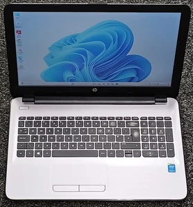 A CLEAN USED 15.6INCH HP 250 G5 CORE I3 8GB 128GB SSD WIN 11 PRO - Picture 1 of 12