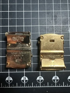 Pair of brass belt buckles - Picture 1 of 7