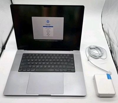 Apple MacBook Pro 16 дюймов 2021 M1 Pro 10C ЦП 16C GPU 32 ГБ RAM 512 ГБ SSD 90% BH - Изображение 1 из 4