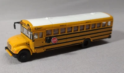 Школьный автобус BOLEY в масштабе HO (желтый / белый) - Изображение 1 из 4