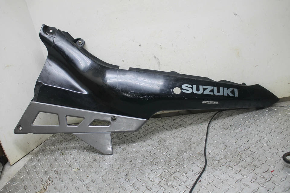 OEM 1990 Suzuki GSX600F Katana Left Tail Fairing Frame Cover 47211-19C01 black - Image 1 of 4