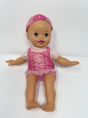 Mattel 2011 Little Mommy Baby Doll Niña 13" Rosa Conjunto y Diadema Foto 1 de 4