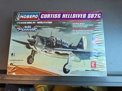  Lindberg 1:72 Scale Curtiss Helldiver Dive bomber. Kit .70522  - Image 1 of 4