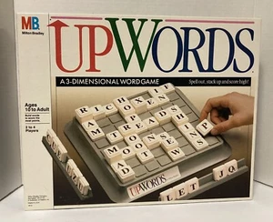 UpWords 3D Up Wort Brettspiel ab 1988 Milton Bradley vollständig - Bild 1 von 3
