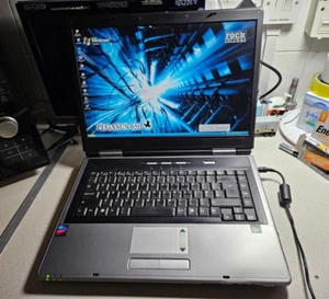 ROCK Pegasus 650 Old School Gaming Notebook - Afbeelding 1 van 17