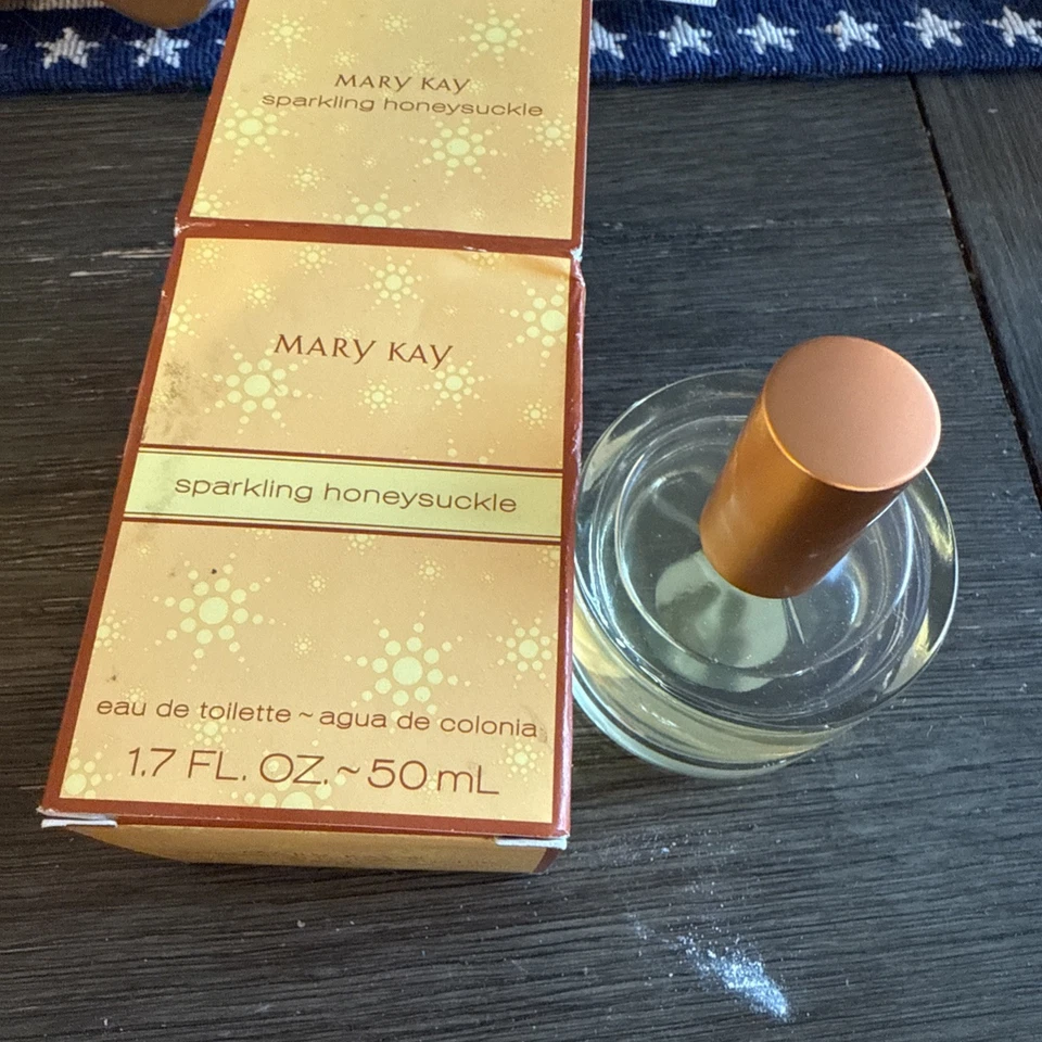 MAY KAY madreselva brillante 1,7 FL. OZ. / 50 ml Eau De Toilette Foto 1 de 1
