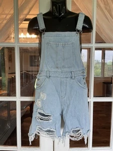SHEIN Denim Bibs Shorts Distressed Light Blue Men’s Size Medium - Picture 1 of 6
