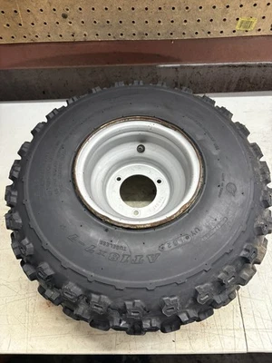 Llanta trasera Yamaha Badger 80 YFM80 1988 OEM #13 Foto 1 de 4