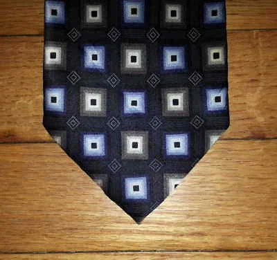 Corbata Kilburne & Finch diseño geométrico de seda negro azul gris nueva en caja t4097 Foto 1 de 4