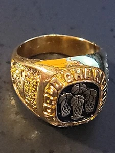 Chicago Bulls 1996 Championship Ring Replica MICHAEL JORDAN - Picture 1 of 3