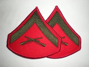 USMC LANCE RANGO CORPORAL - VERDE SOBRE ROJO - MERROWED - Imagen 1 de 1