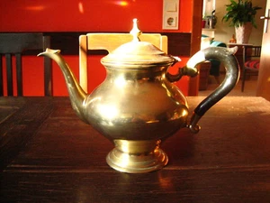 super tolle güldene Jugendstil Teekanne gold Teapot tolle bauchige Aladin Form - Bild 1 von 4