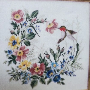 Laura Doyle Designs Kolibri Blumenmuster gezählt Kreuzstich Kit 134 - Bild 1 von 5