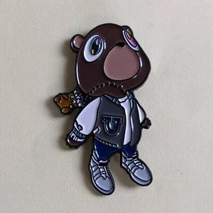Enamel Pin - Flying Bear - Picture 1 of 4