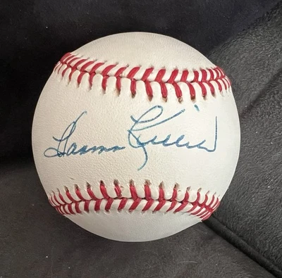 Gemelos autógrafos de béisbol firmados por Harmon Killebrew HOF Foto 1 de 4