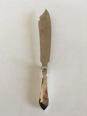 Cuchillo para pasteles Georg Jensen Continental en capas n.º 196 en plata de ley y Foto 1 de 4