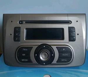 AUTORADIO STEREO LETTORE CD ALFA ROMEO MITO 2008-2012 ORIGINALE - Foto 1 di 4
