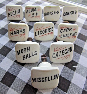 10 botões antigos de porcelana pintados à mão para armário de farmácia boticário - Imagem 1 de 4