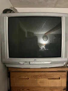 JVC Box Tv - Picture 1 of 3