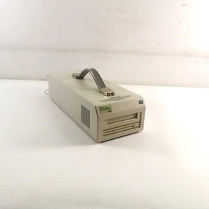 Système de sauvegarde pour lecteur de bande externe Cristie DDS-3 SCSI LVD 12/24 Go - TS5824 - Photo 1/3