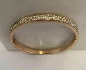 Trendy Gold Coloured Fashion Bangle / Bracelet Inside Diameter 57mm - Bild 1 von 10